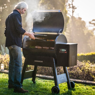 Traeger Ironwood 885